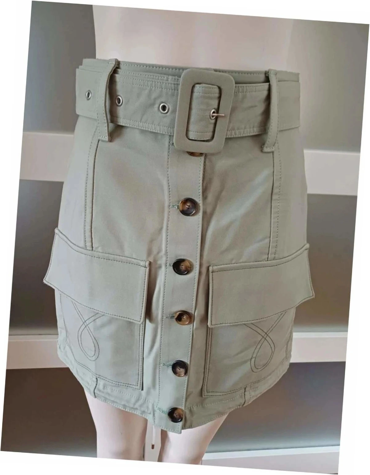 Pièce de créateur Minijupe VictoriaTomas  Style Cargo Safari taille 36)